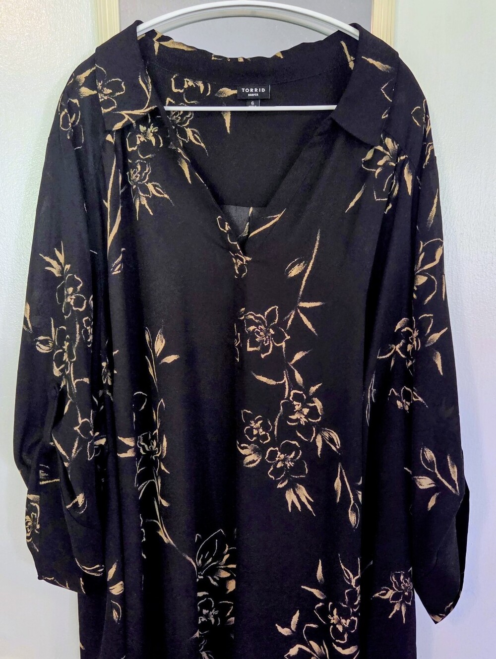 torrid Black Tunic with Gold Floral Print